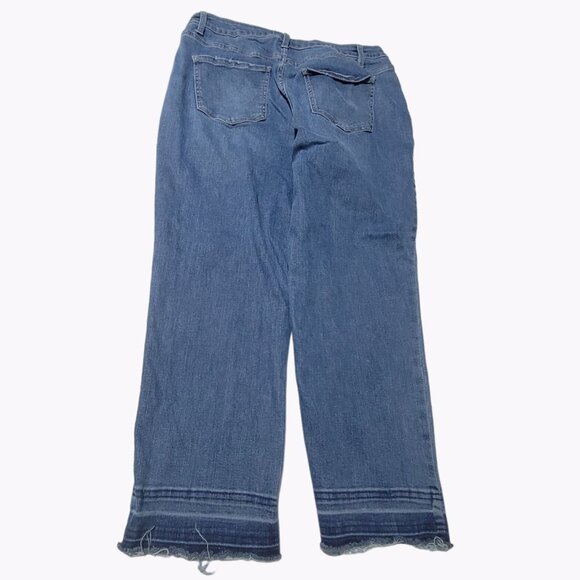 Time And Tru High Rise Jeans Womens Size 14 Straight Medium Wash Denim Raw Hems - Picture 3 of 6